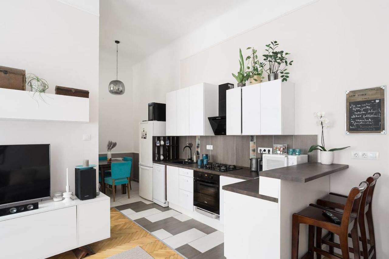 Appartement Sunrise Lounge Corvin 63M2 Ac à Budapest Extérieur photo